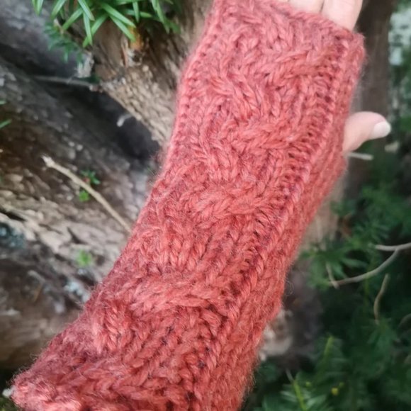 Handmade Sustainable Thick Fingerless Knit Gloves ArmWarmer Gift - Picture 9 of 9